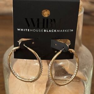 WHBM Gold Hoop Sparkly Earrings 💎 💛🌟